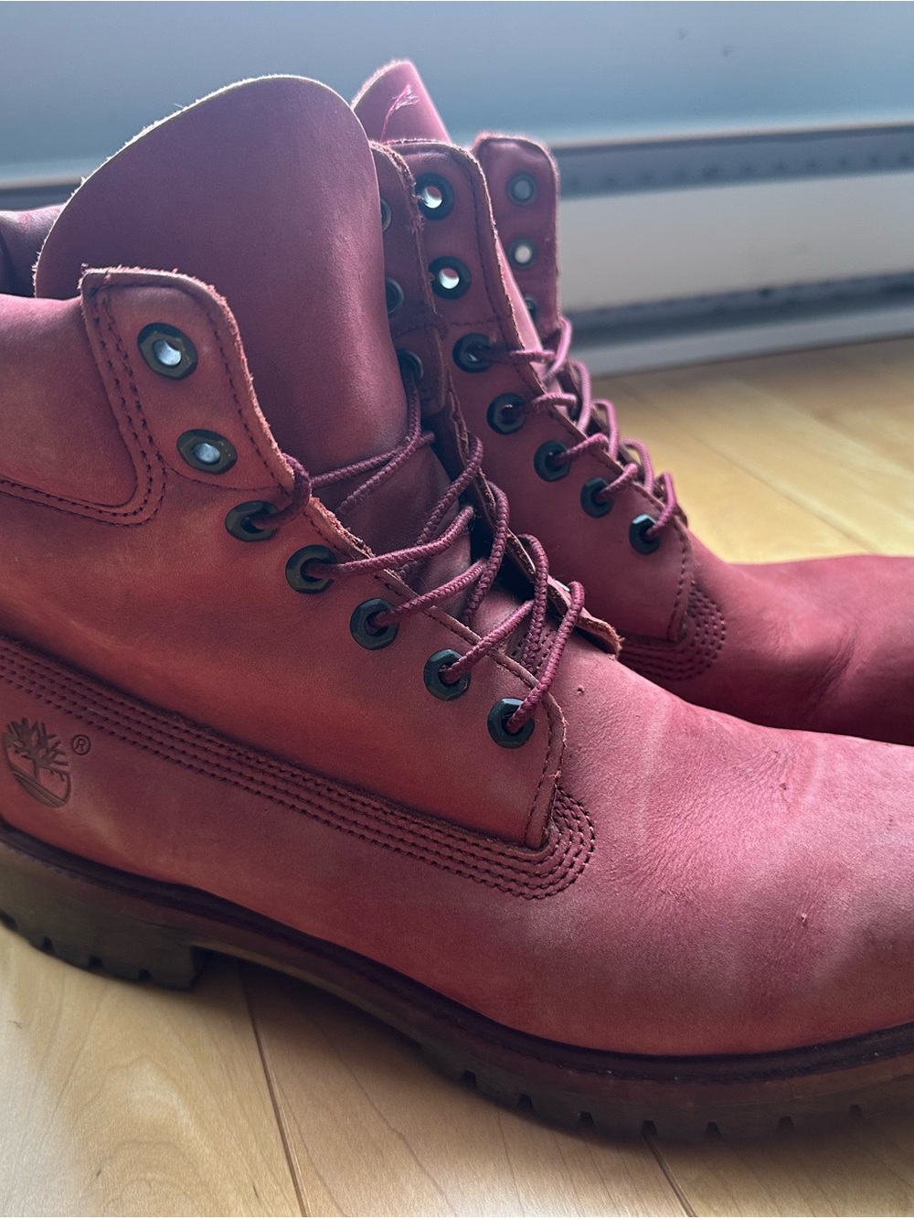 Timberland Men's Burgundy Nubuck 6-Inch Lace-Up Work Boots - Men’s size 10